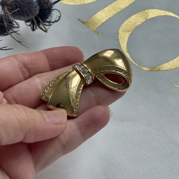 Dior Bow Brooch